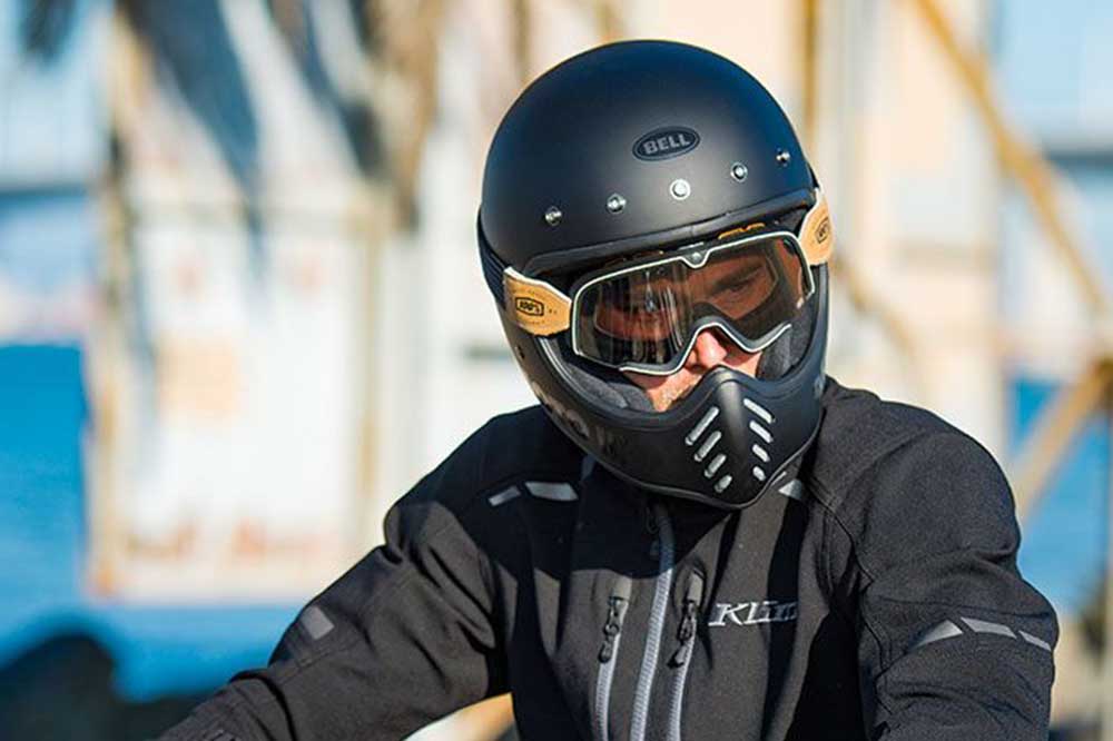 más Etna Perceptivo Bell presenta los cascos de su gama 2021 | Moto1Pro