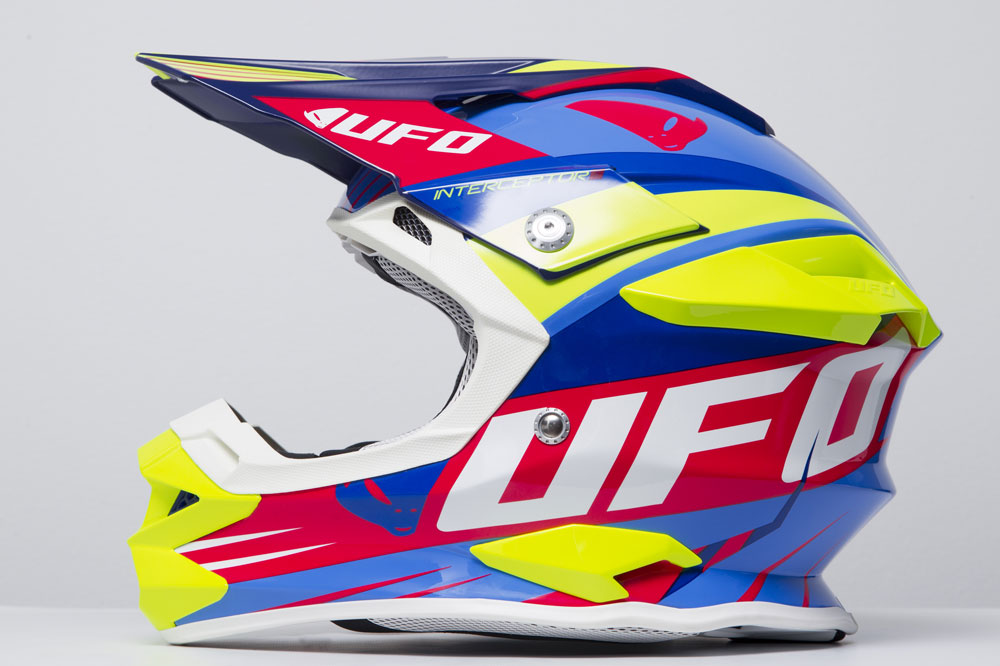 Casco para motocross y enduro UFO | Moto1Pro