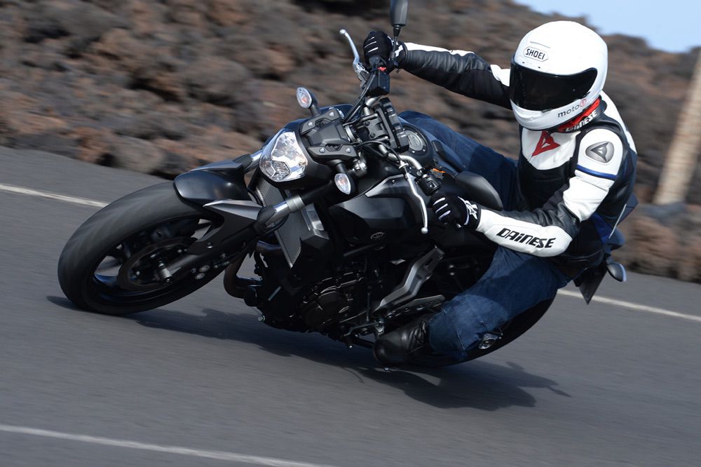 Normalmente Ligero en frente de Pantalones vaqueros para moto: cómo elegirlos | Moto1Pro