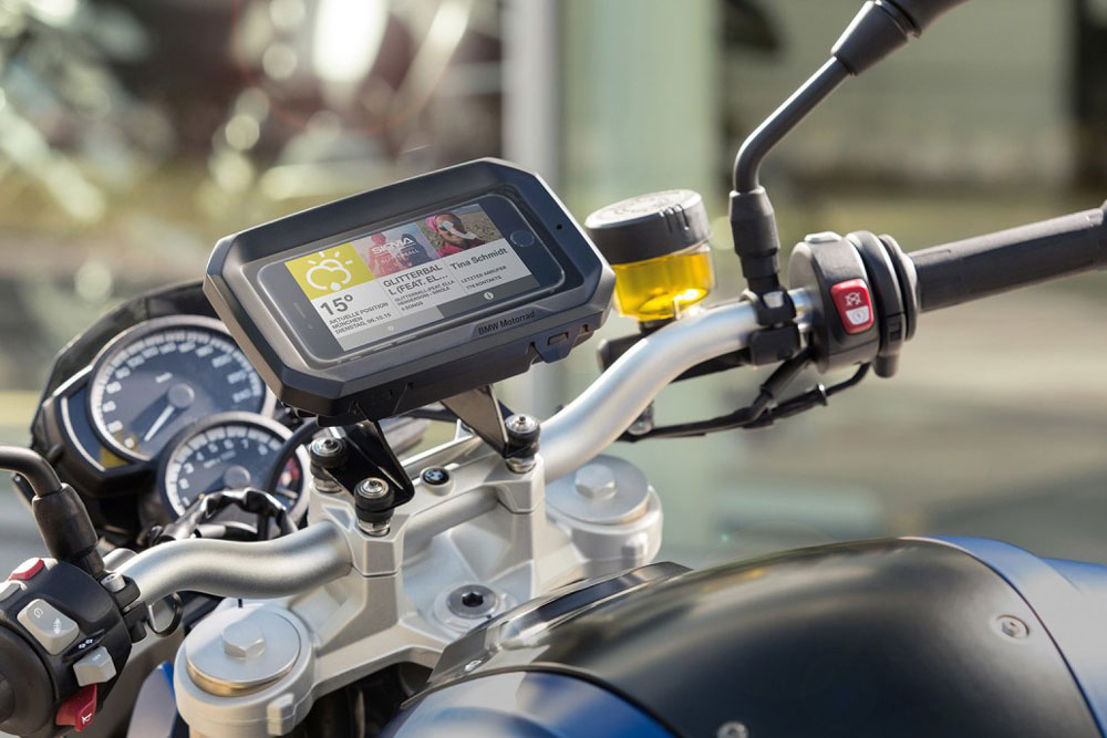 Smartphone o navegador para viajar en moto?